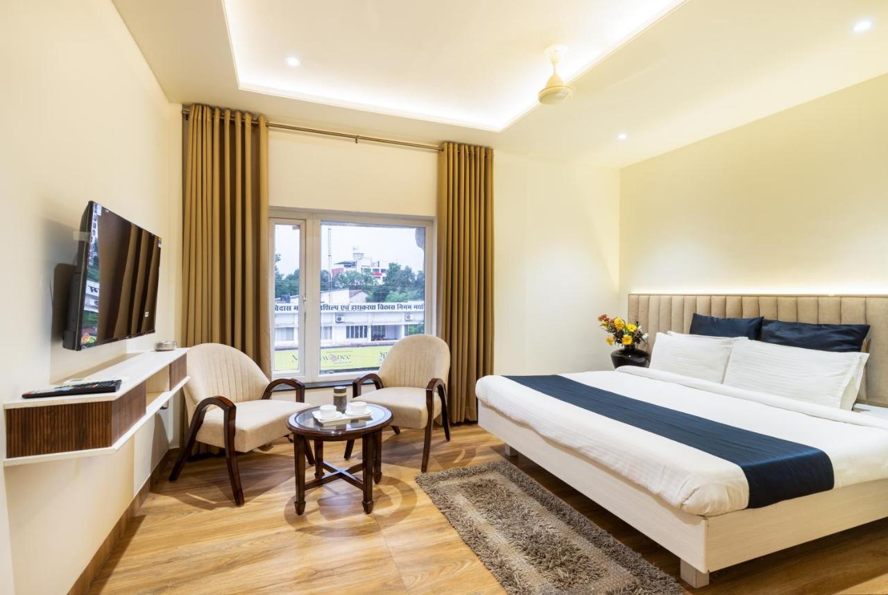 Hotel Morya Meghdoot, Bhopal Bagian luar foto